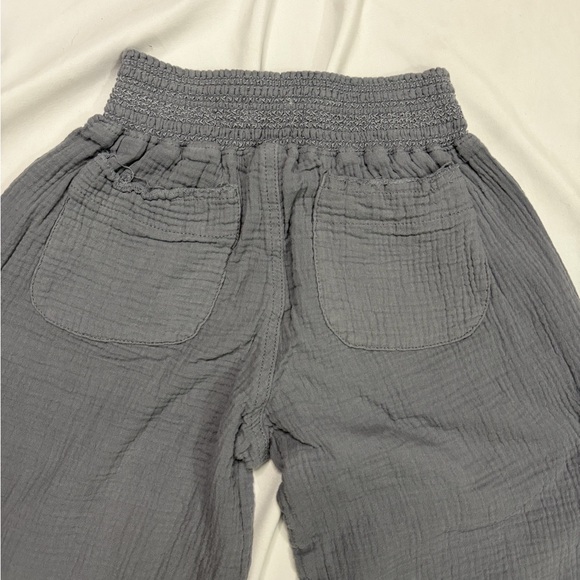 Sincerely Jules Gray Textured Straight-Leg Pants - Picture 4 of 4